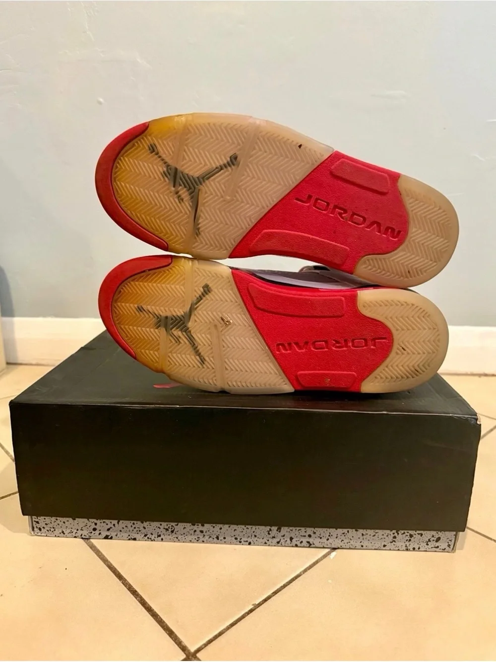 Air Jordan 5 Retro 'Fire Red' - 11 Mens